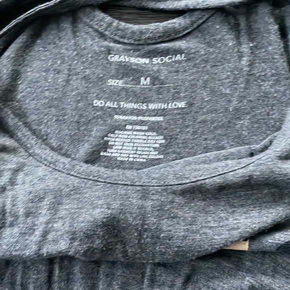 #26 Girls Dress - Picture 3 of 4